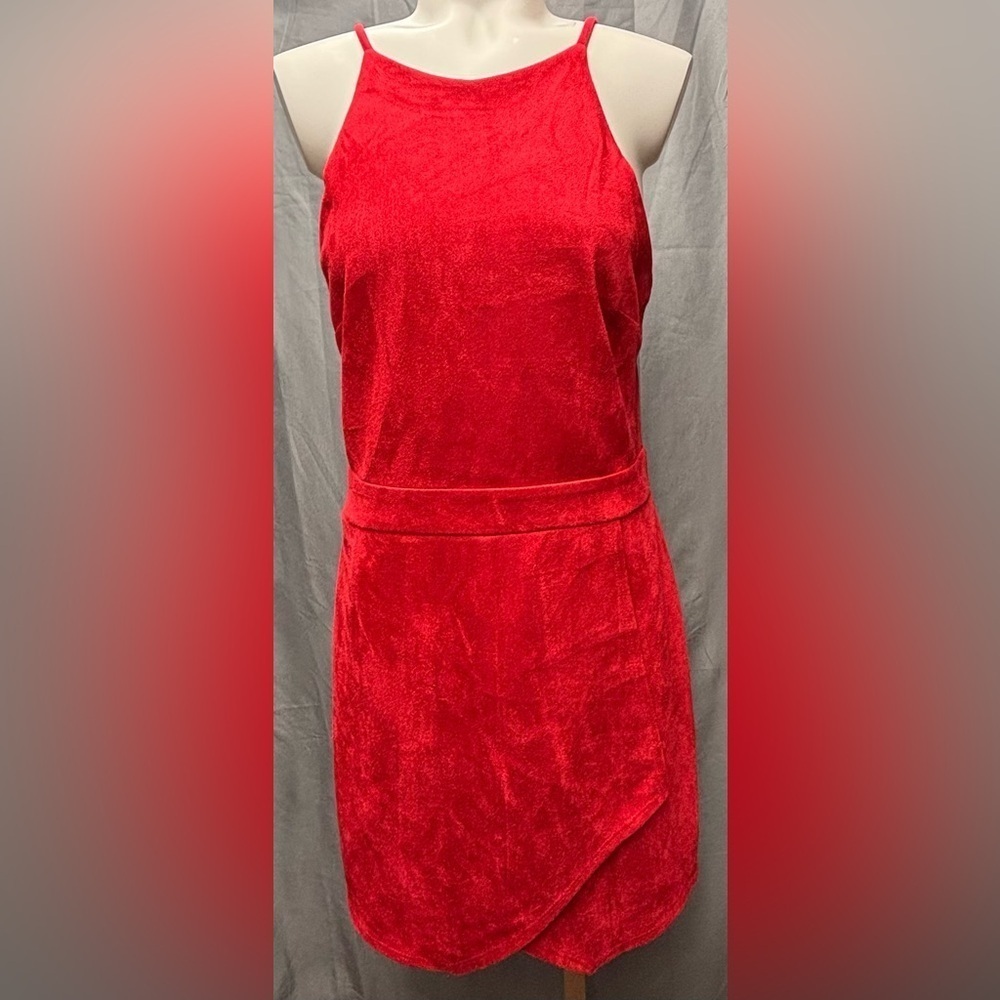 Soprano Women’s Pomegranate Red Faux Suede Romper Dress Size Large NWOT